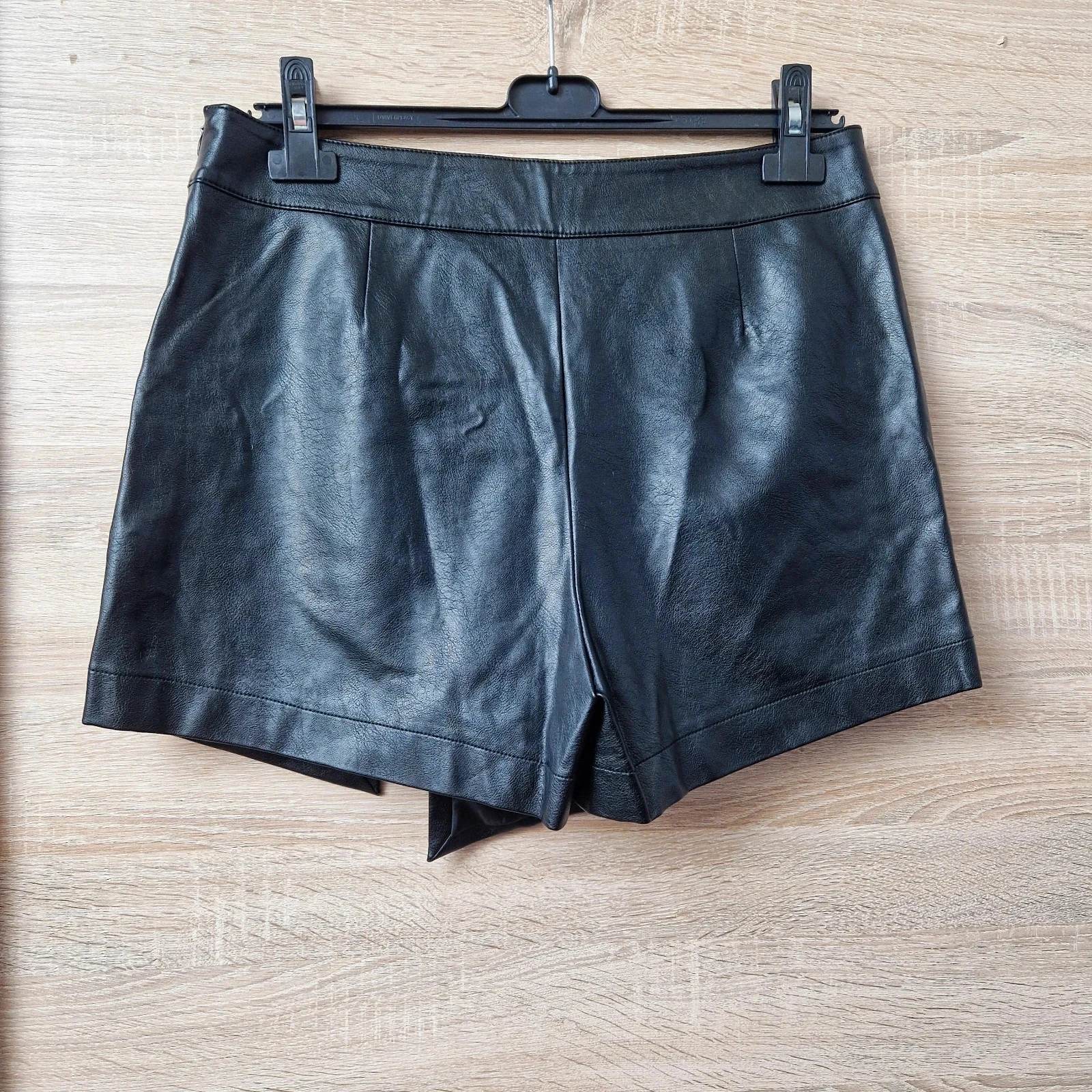 Falda corta tipo piel Cache Cache Talla 42 – photo 3